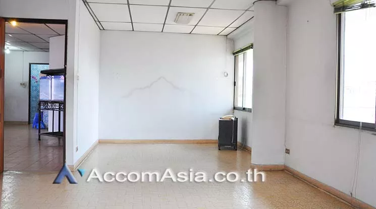 6  Office Space For Rent in Ratchadaphisek ,Bangkok MRT Sutthisan AA14499